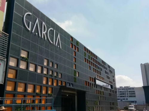 因吹斯聽 賣瓷磚的不貼瓷磚,外墻全用鋁單板